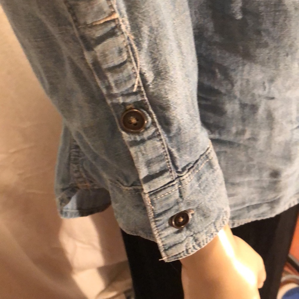Lucky Brand Chambray Button Down - Picture 3 of 11